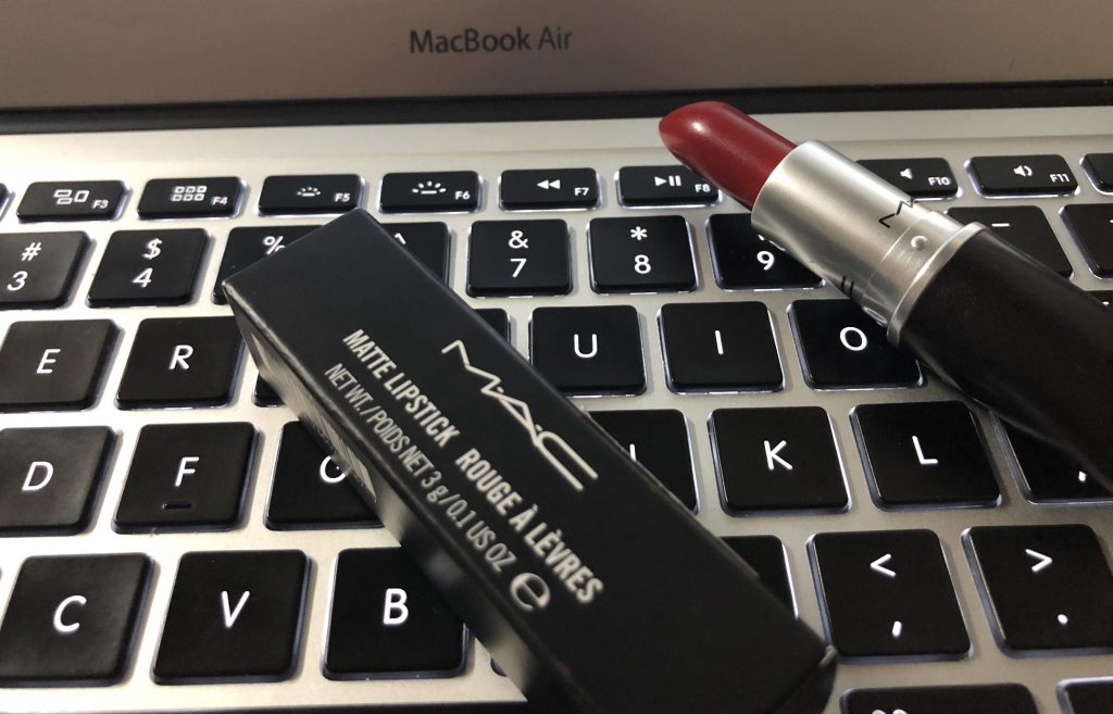 MAC Matte Lipstick Russian Red with MACbook