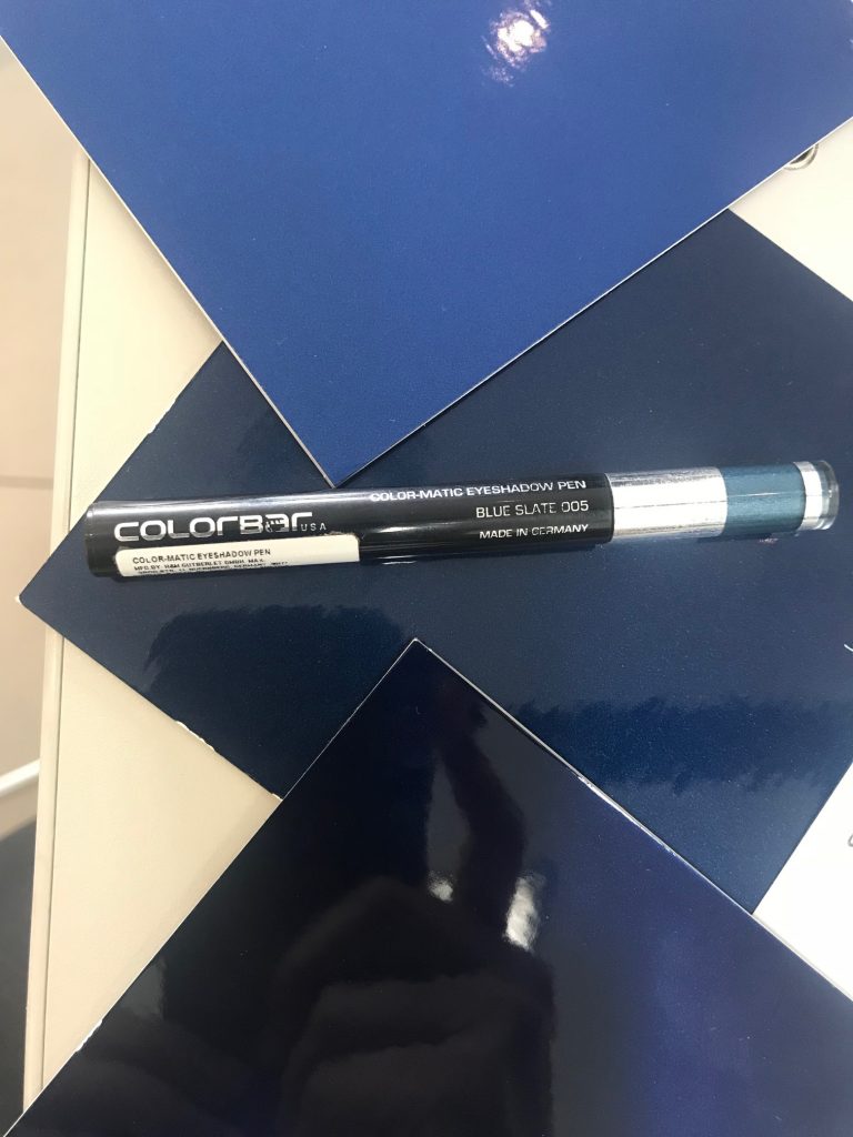 Colorbar Color Matic Eyeshadow Pen in Blue Slate 005