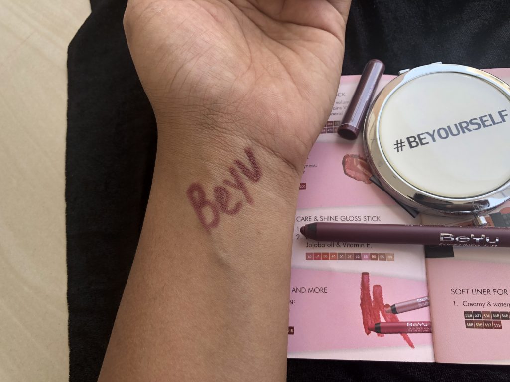 BeYu Soft Liner for Lips and More #531 Mat Carmine Swatch Test